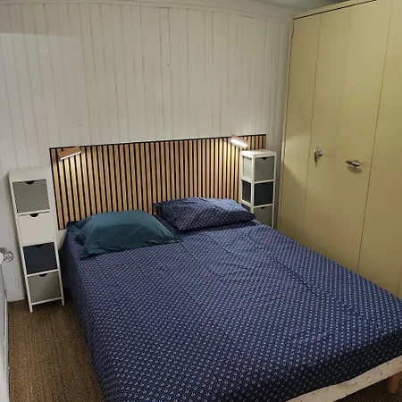 Atypique * Angles (Midi-Pyrenees)